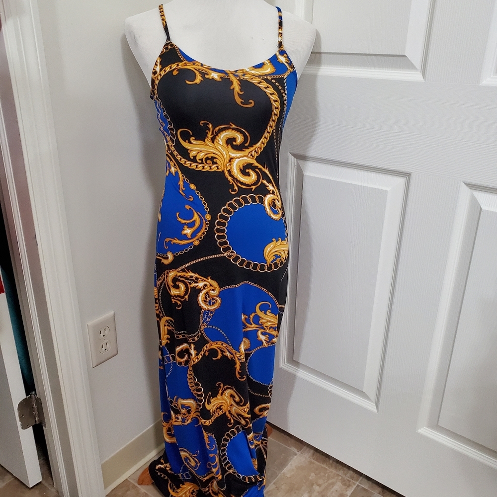 💜 Floor length dress